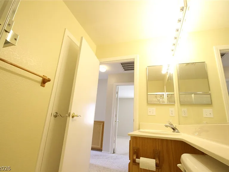 3440 Middle View Dr — Photo 16