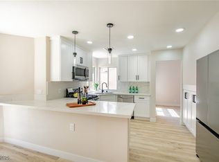 2204 Brighton Shore St, Las Vegas, NV 89128