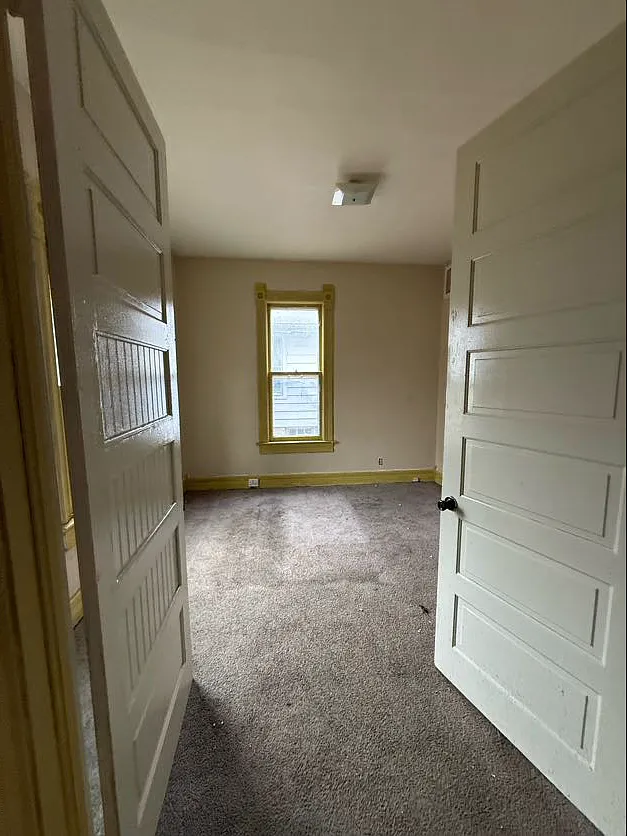 3 bed, 1044 sqft, $925 — Photo 4