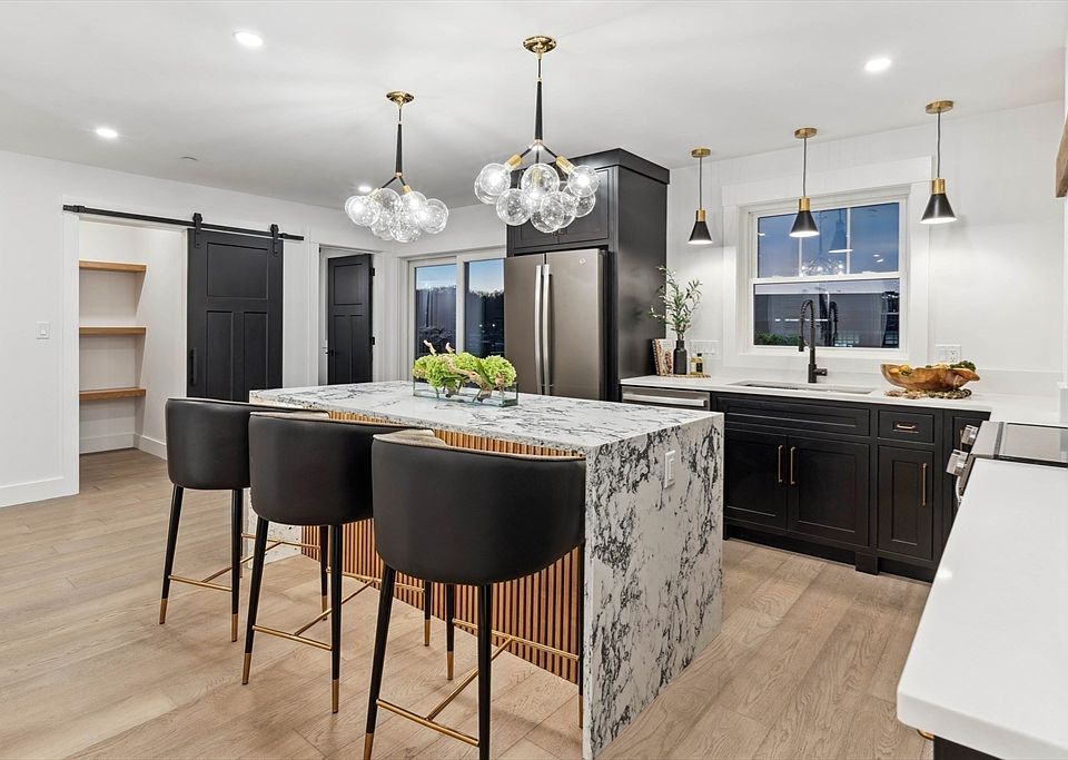 1st image of 32 Birch Brook Rd #12