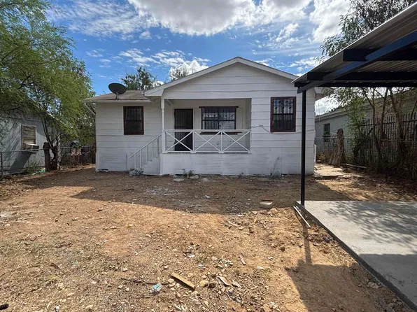 2507 San Salvador St, Laredo, TX 78046