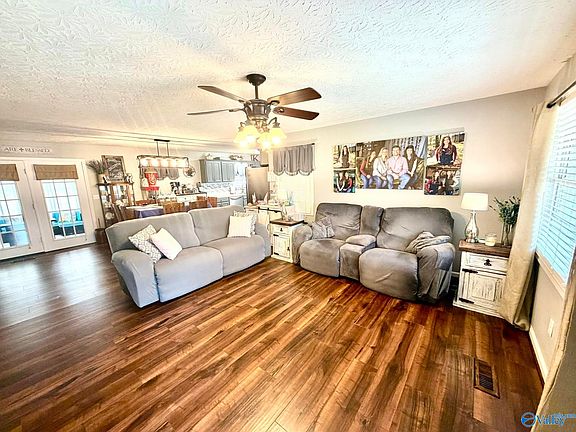 3rd image of 312 Greenwood Ave