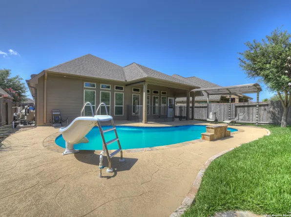 2182 PIONEER PASS, Seguin, TX 78155