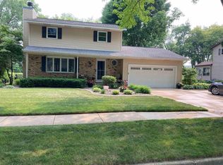 5101 Pebblebrook Dr, Madison, WI 53716