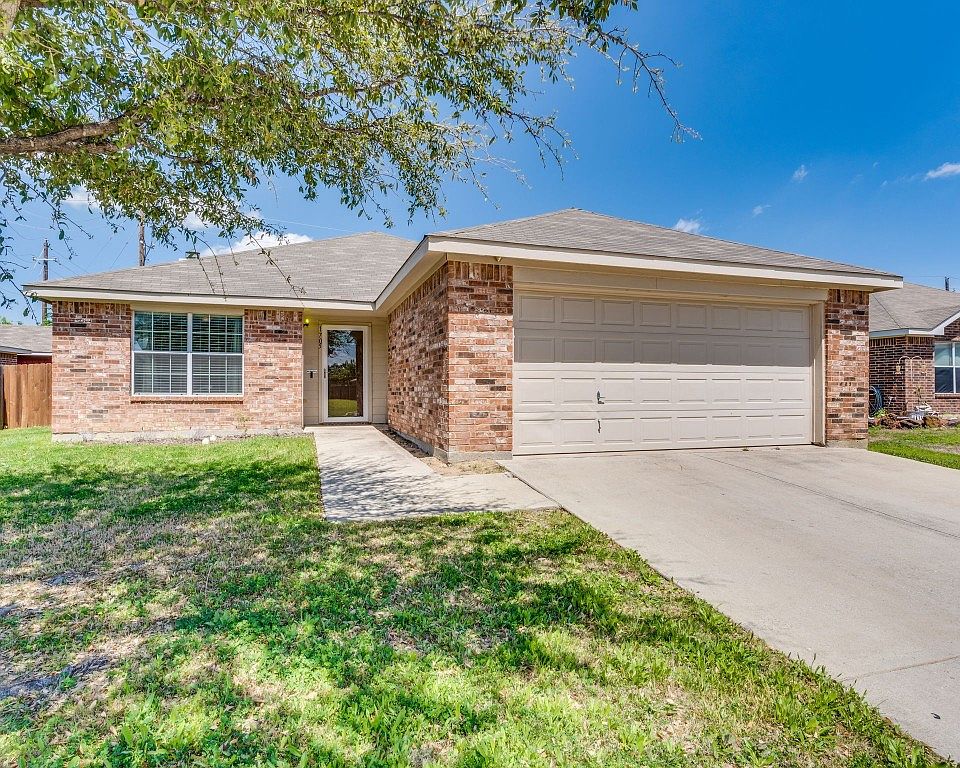 1705 Santa Fe Trl, Krum, TX 76249 Zillow