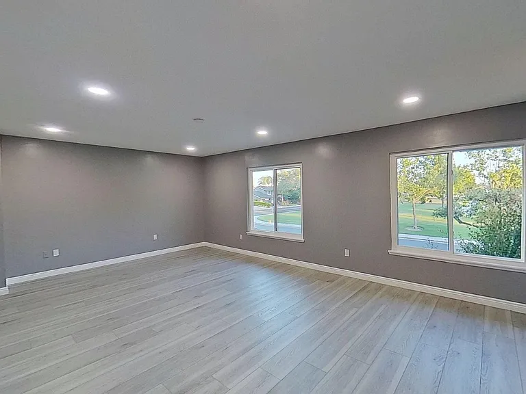 6661 Wrenfield Dr — Photo 13