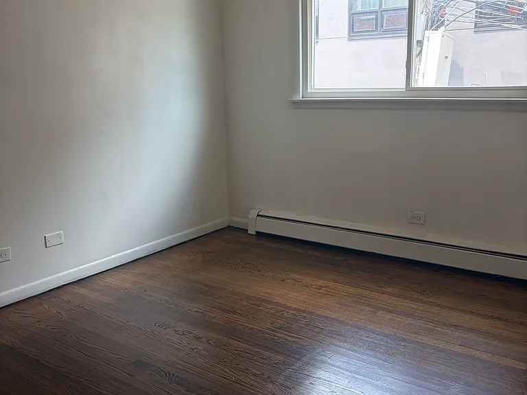6743 N California Ave #1 — Photo 4