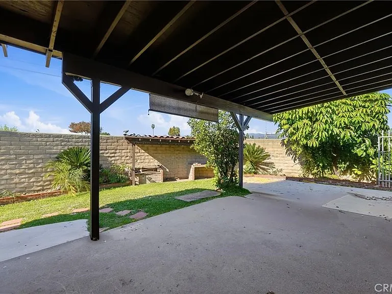937 N Greenpark Ave — Photo 38