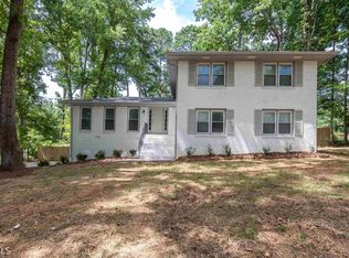 2710 Windrock Ct, Ellenwood, GA 30294
