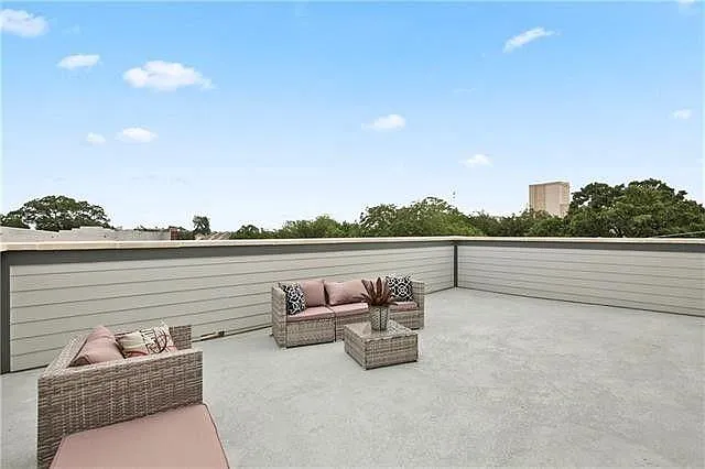 1900 Caddo St #4 — Photo 20