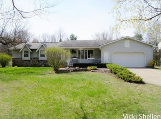 20239 Dewey Rd, Howard city, MI 49329