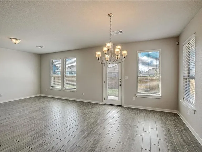 216 Trellis Blvd — Photo 13