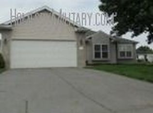 7554 Brummond Dr, Lincoln, NE 68516