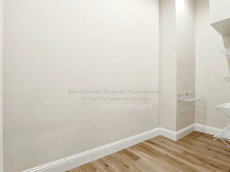 705 Largovista Dr — Photo 20