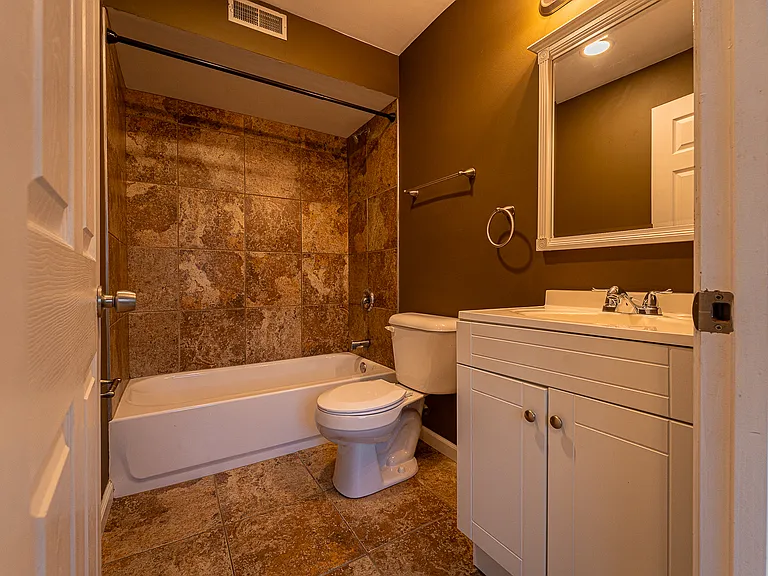 5953 Columbia Ave #A — Photo 9