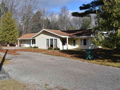 1142 W Lake St, Tawas City, MI, 48763