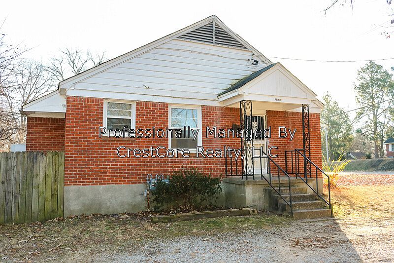 2nd image of 1130 Wright Rd