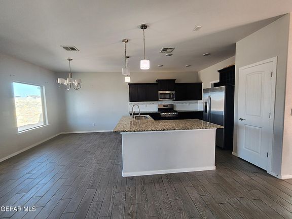 3rd image of 10093 Hueco Junction Rd