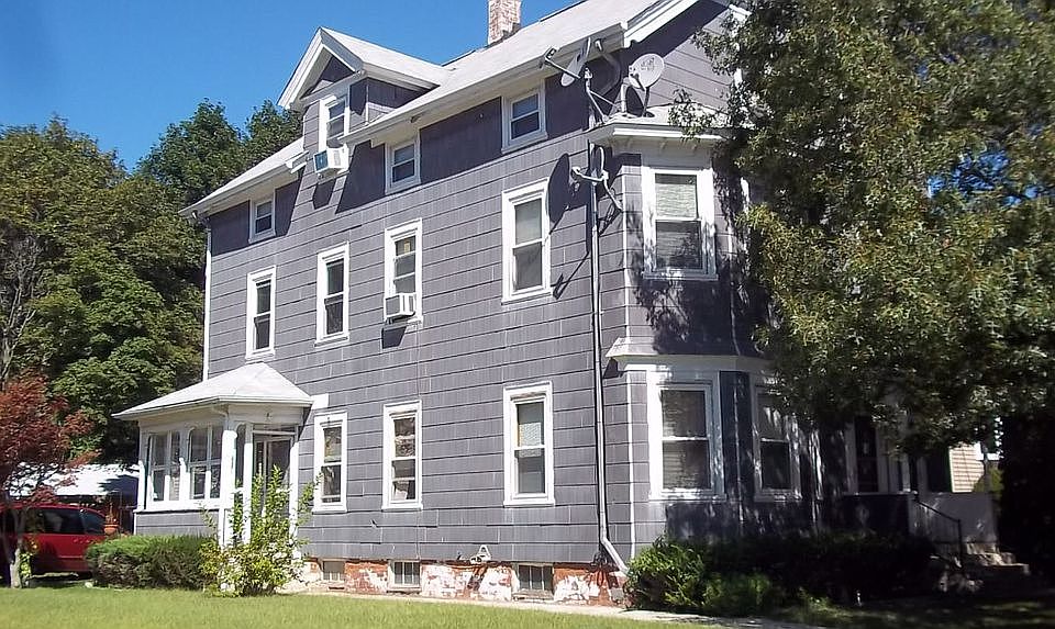 1st image of 1106 Smithfield Ave