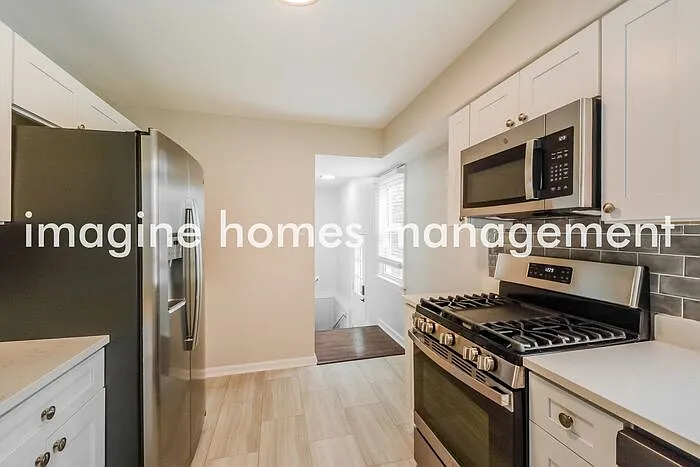 8526 General Grant Ln — Photo 5