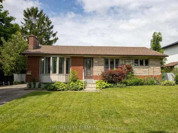 287 Panorama Cres, London, ON N5Z 3H2