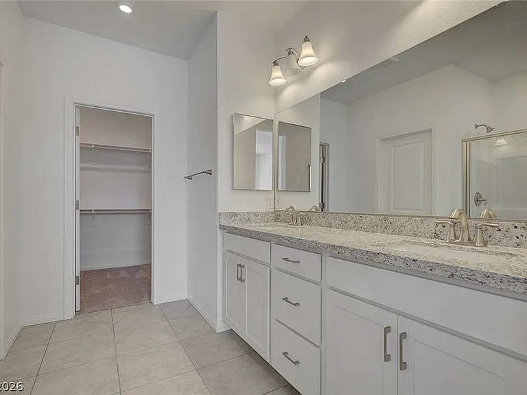 242 Freeport View Pl — Photo 9
