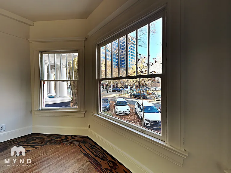 819 14th St #819 — Photo 4