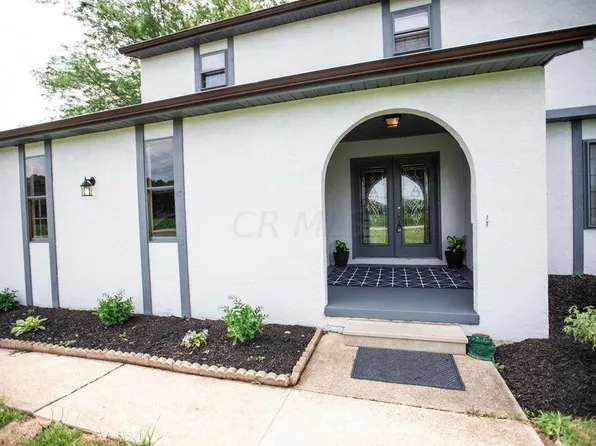 35 Busey Rd, Canal Winchester, OH 43110