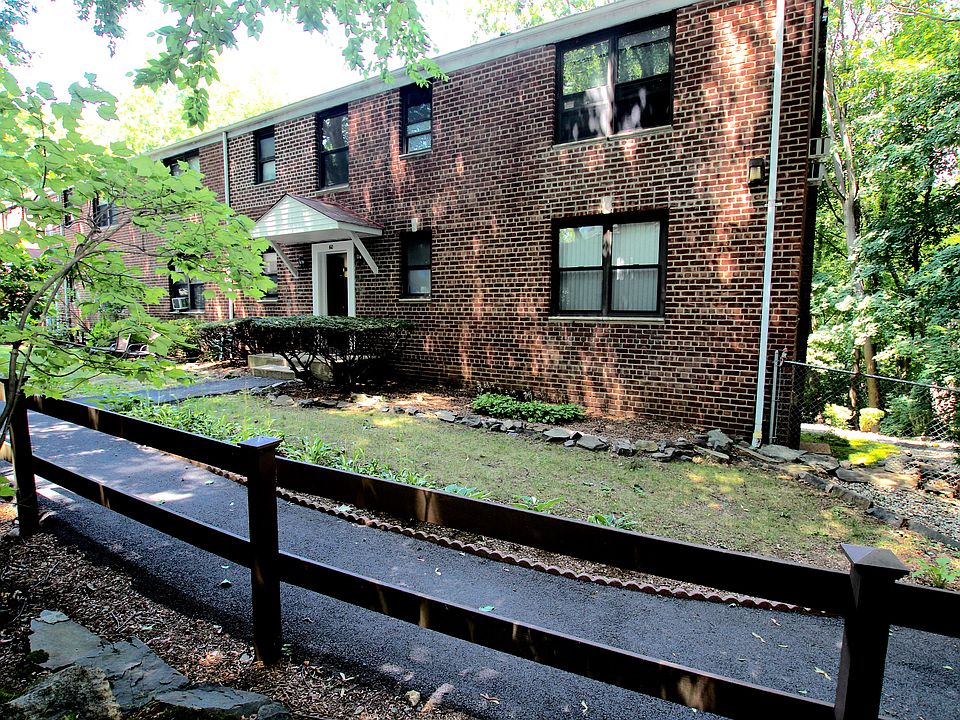 1st image of 60 Rockledge Rd APT 1A