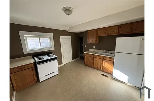 202 S 8th St #2025 Photo 1