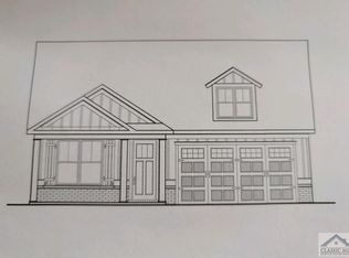 413 Edgewater Dr, Athens, GA 30605