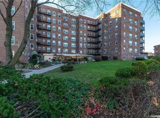 8450 169th St APT 205, Jamaica, NY 11432