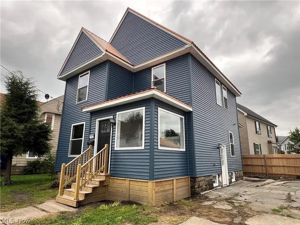 162 Riverside Dr, Ashtabula, OH 44004
