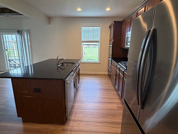 5th image of 6050 Chestnut Eagle Dr