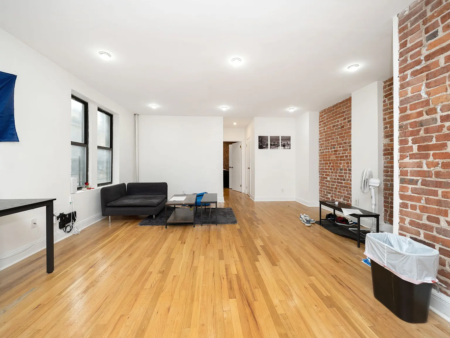 20 Sickles St — Photo 2