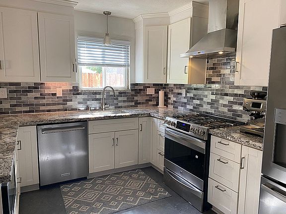 2nd image of 2445 La Esposo Ct