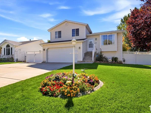 2089 W 1570 N, Clinton, UT 84015