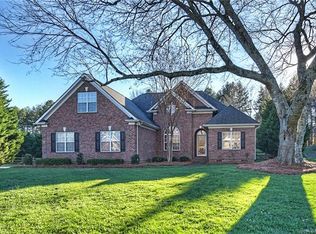 2805 Monterrey Ln, Monroe, NC 28110