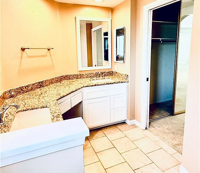 12022 Falcon Crest Way — Photo 41