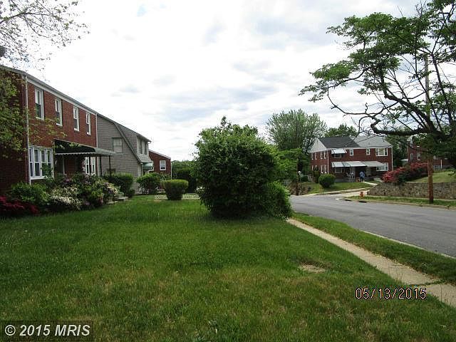 2nd image of 4709 Luerssen Ave