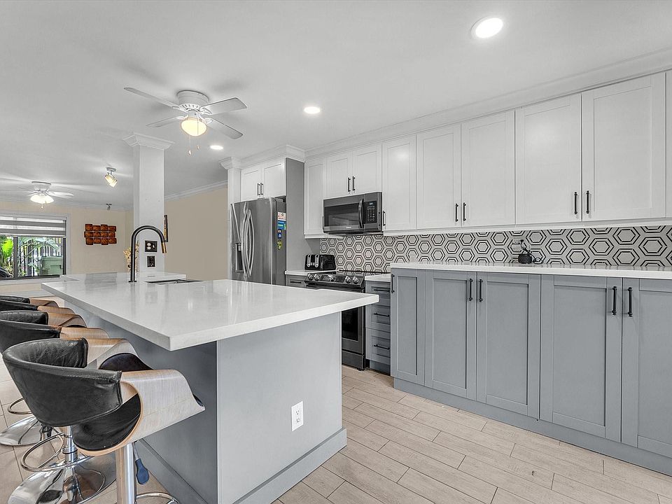 1st image of 1521 NW 113th Terrace