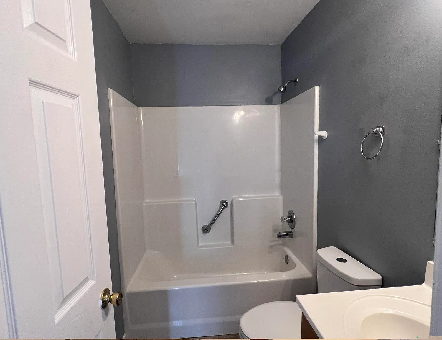 2 bed, 2.0 bath, 884 sqft, $1,225 — Photo 4