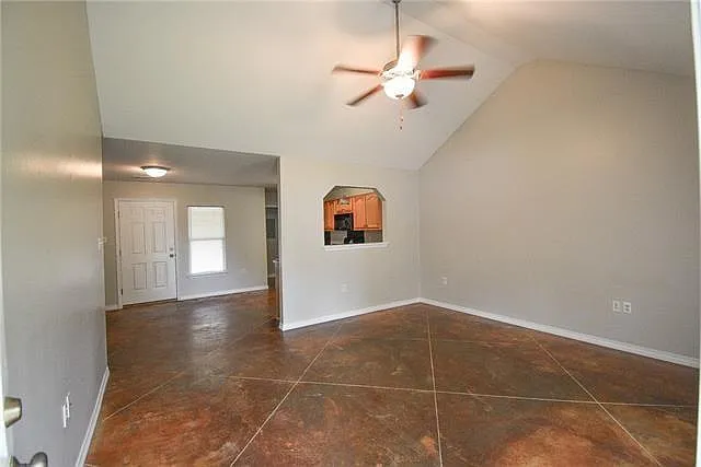2 bed, 2.0 bath, 1009 sqft, $1,175 — Photo 2