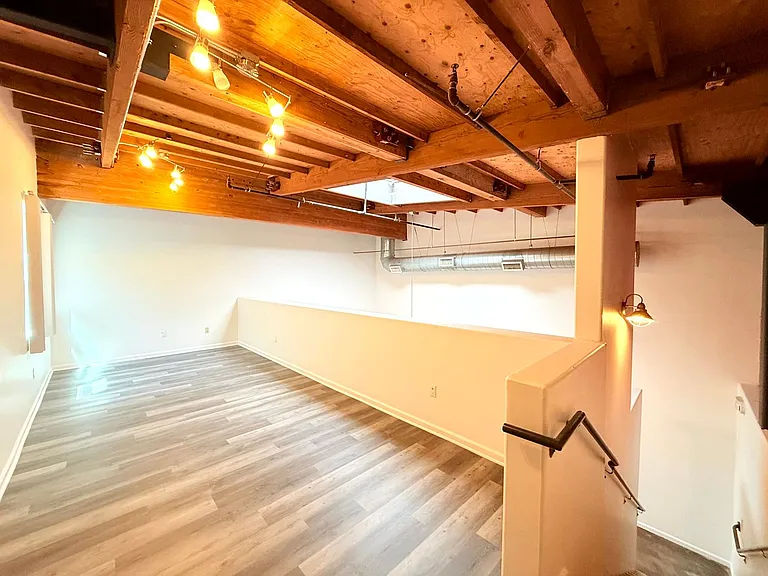1734 N. Main St.,/ 633 Gibbons Street — Photo 33