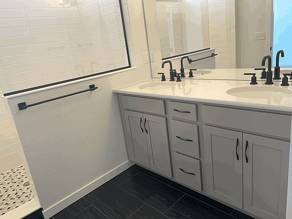 Owner s Bath