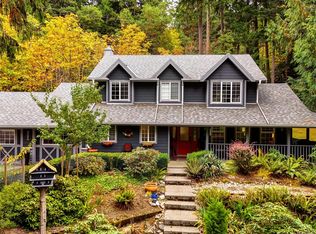 905 Worrall Dr, Langford, BC V9C 3C8
