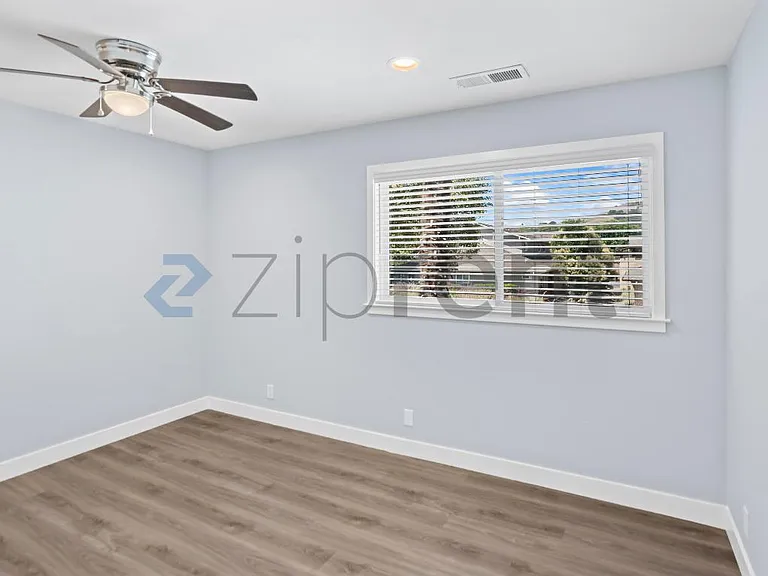 16730 Barnell Ave #2 — Photo 15