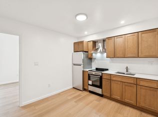 2242 S 15th St FLOOR 3, Philadelphia, PA 19145