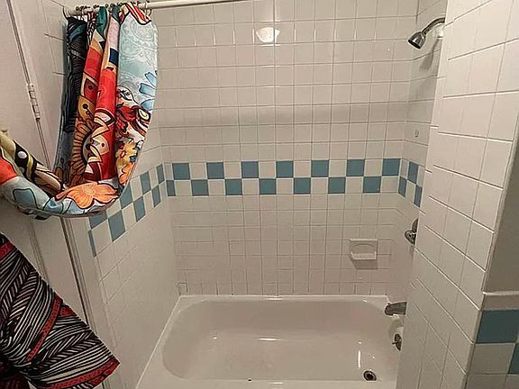 5th image of 84 E 2nd St APT 1