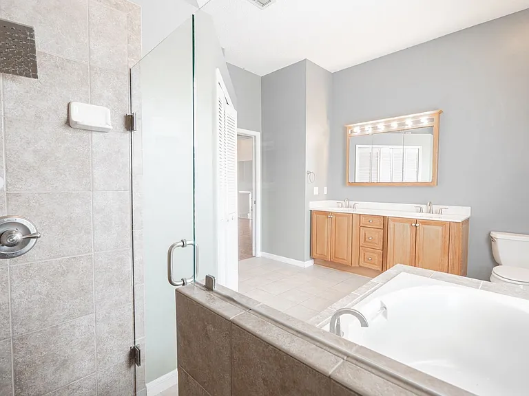 10435 Crestfield Dr — Photo 29